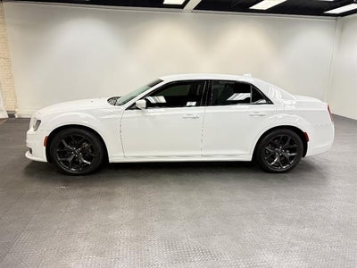 2021 Chrysler 300 Touring L