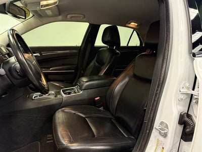 2021 Chrysler 300 Touring L