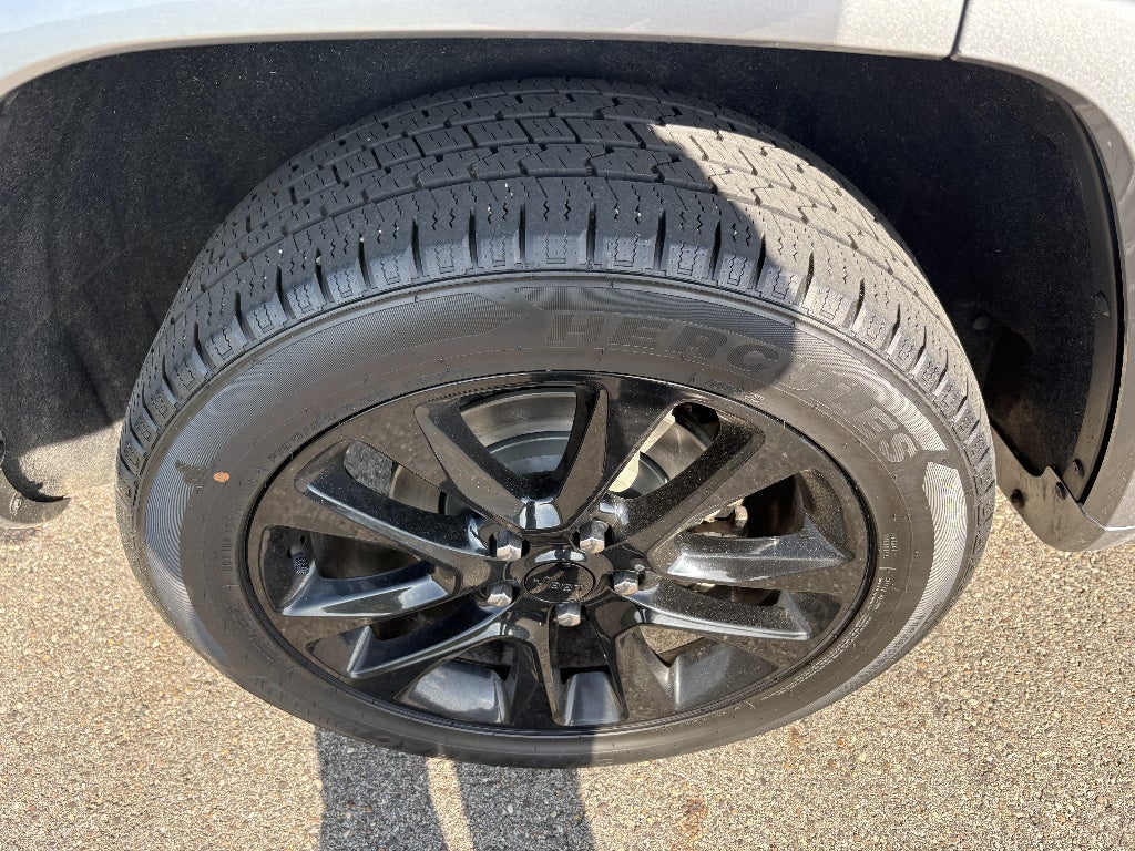2021 Jeep Grand Cherokee Laredo E