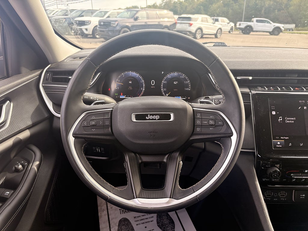 2023 Jeep Grand Cherokee Laredo