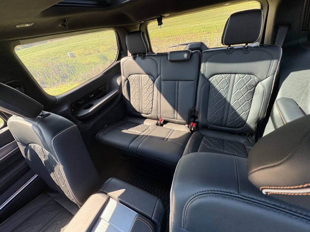 2023 Jeep Grand Wagoneer Series III