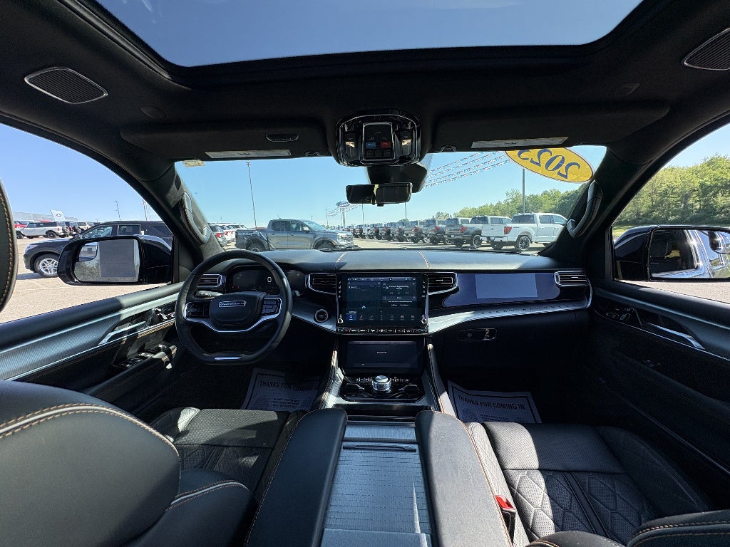 2023 Jeep Grand Wagoneer Series III