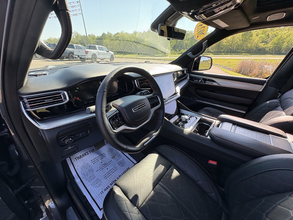 2023 Jeep Grand Wagoneer Series III