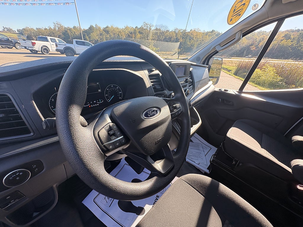 2023 Ford Transit Passenger Wagon 350 XL