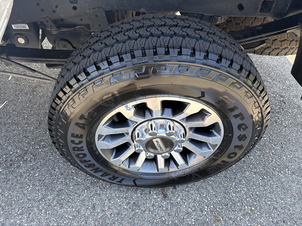 2022 Ford Super Duty F-250 SRW Lariat