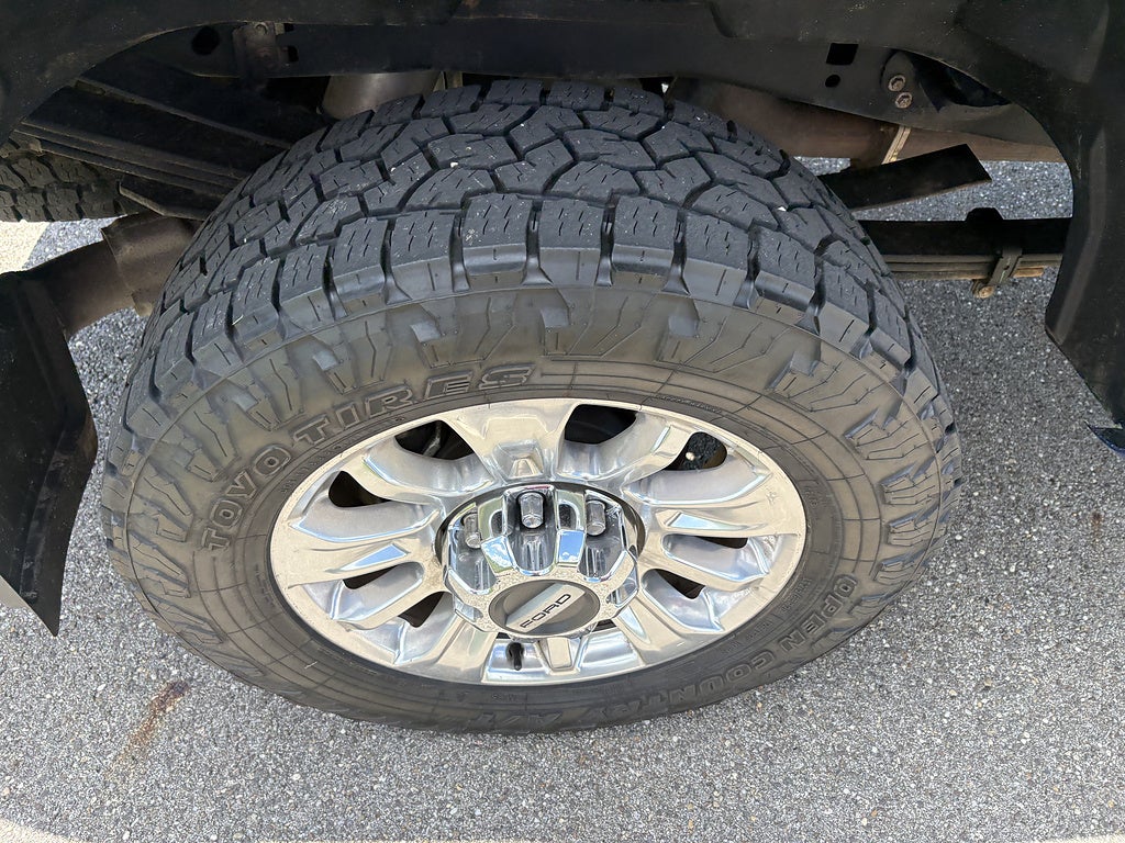 2022 Ford Super Duty F-350 SRW Limited
