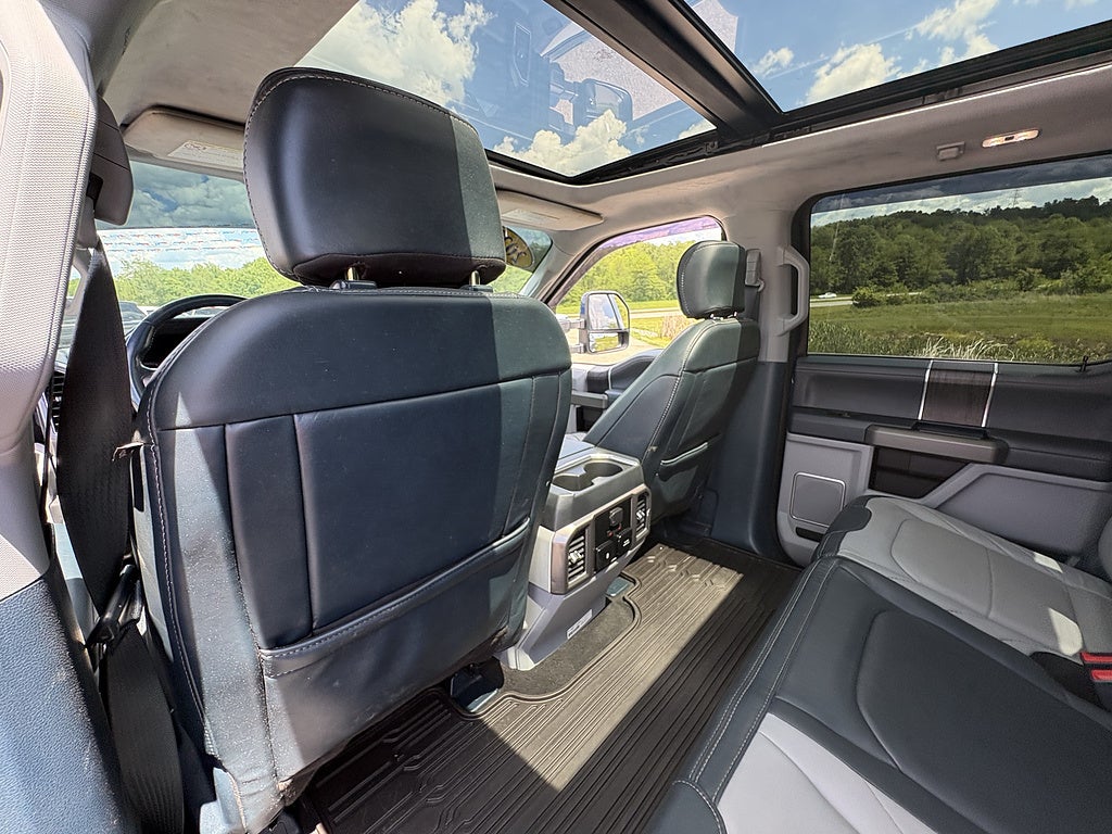 2022 Ford Super Duty F-350 SRW Limited