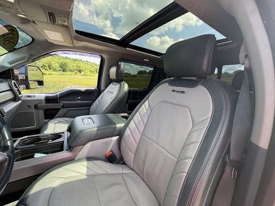 2022 Ford Super Duty F-350 SRW Limited