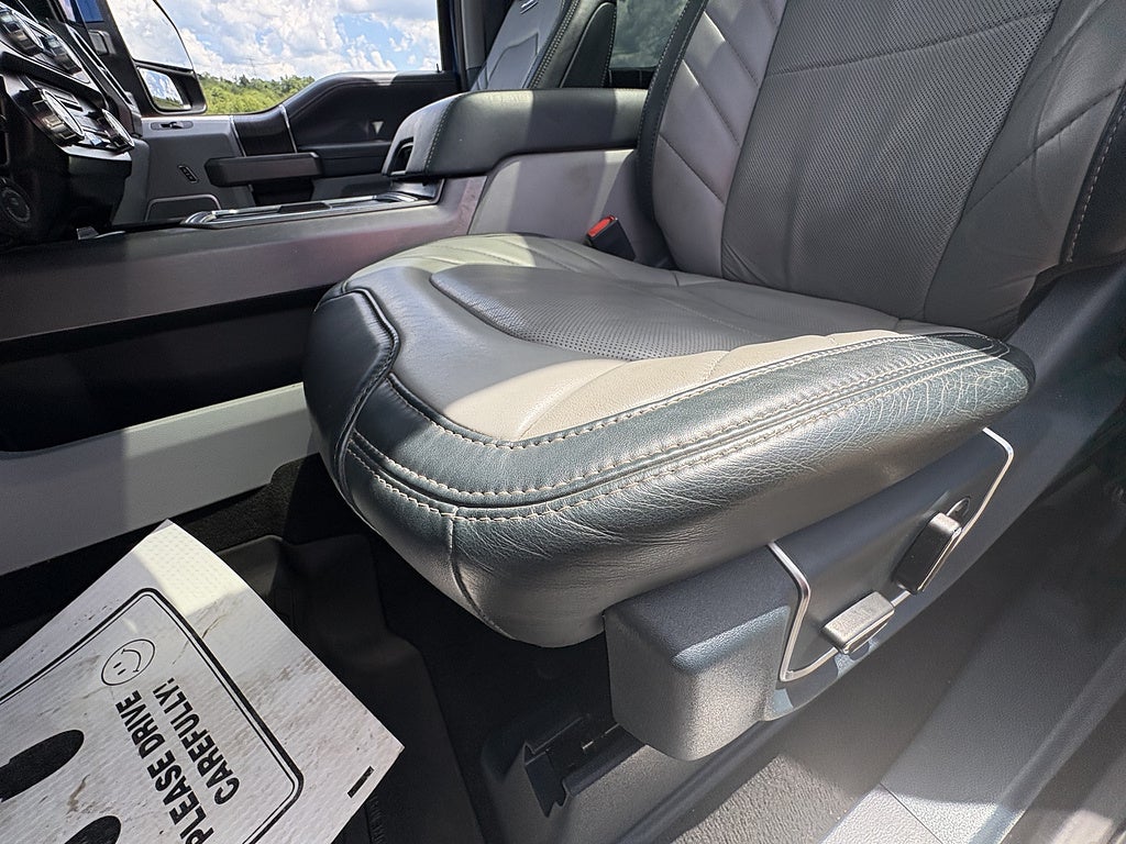 2022 Ford Super Duty F-350 SRW Limited