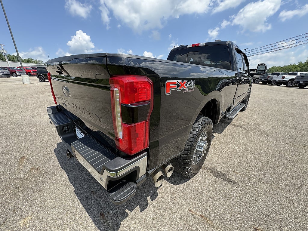 2023 Ford Super Duty F-250 SRW Lariat