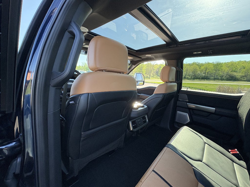 2024 Ford Super Duty F-250 SRW Platinum