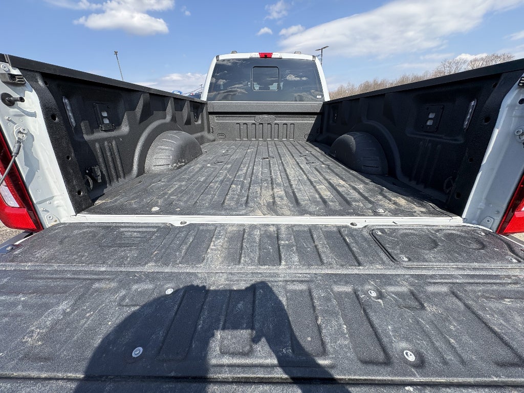 2026 Ford Super Duty F-350 SRW Platinum
