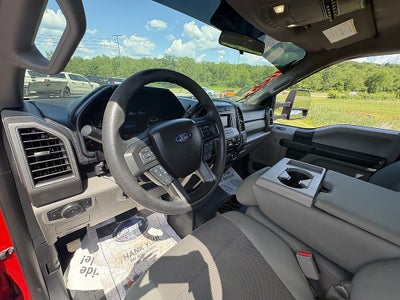 2017 Ford Super Duty F-350 SRW XL