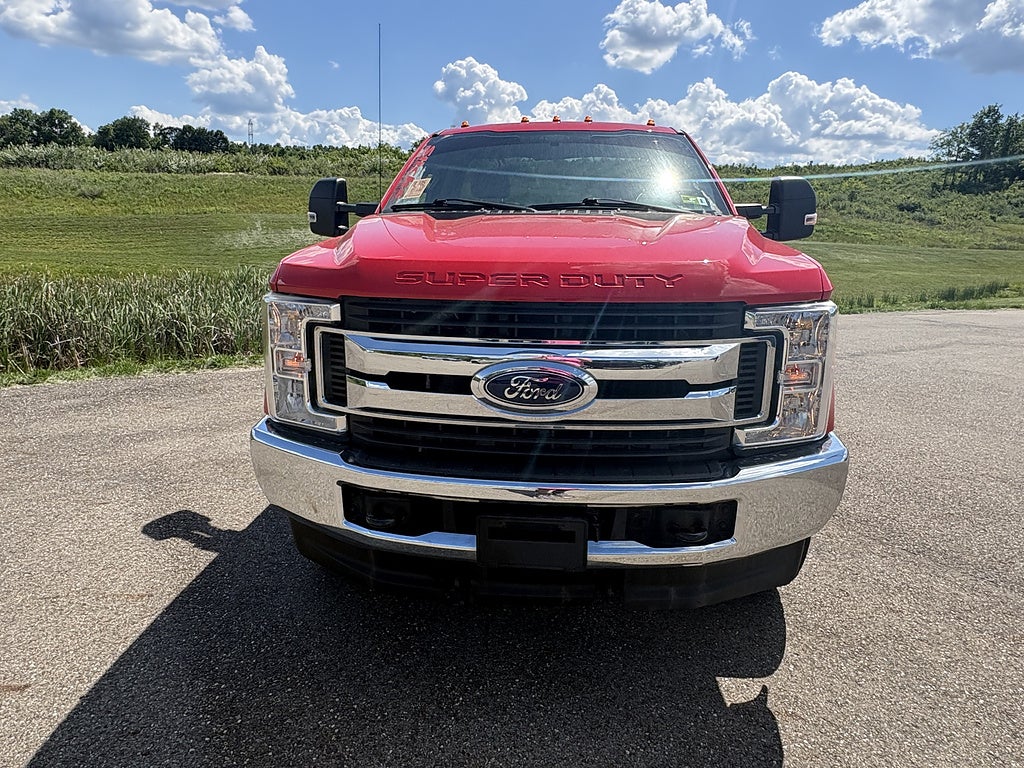 2017 Ford Super Duty F-350 SRW XL