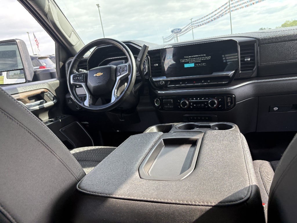 2024 Chevrolet Silverado 3500HD CC LT