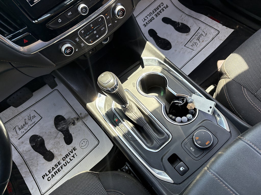 2018 Chevrolet Traverse LT Cloth