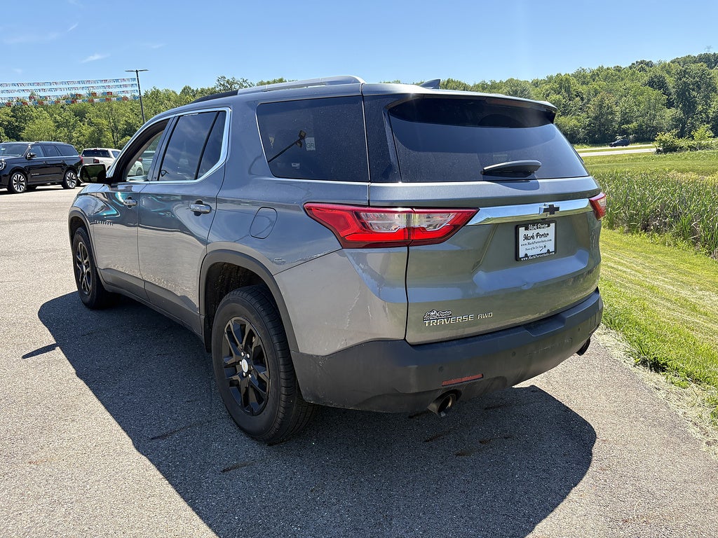 2018 Chevrolet Traverse LT Cloth