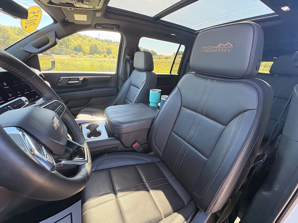 2025 Chevrolet Suburban High Country
