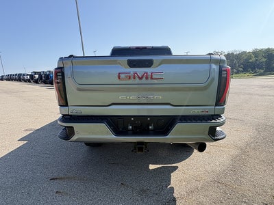 2024 GMC Sierra 2500HD AT4