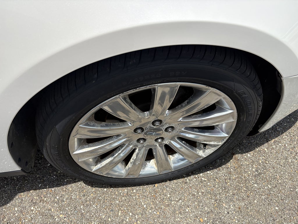 2011 Lincoln MKS Base