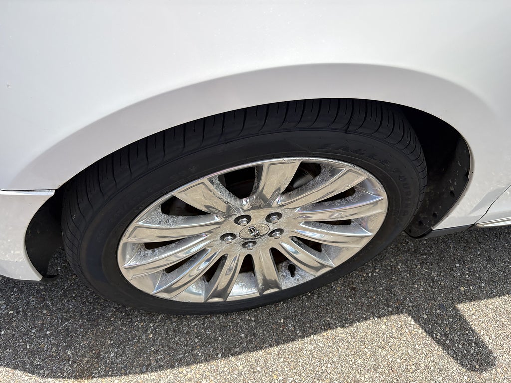 2011 Lincoln MKS Base