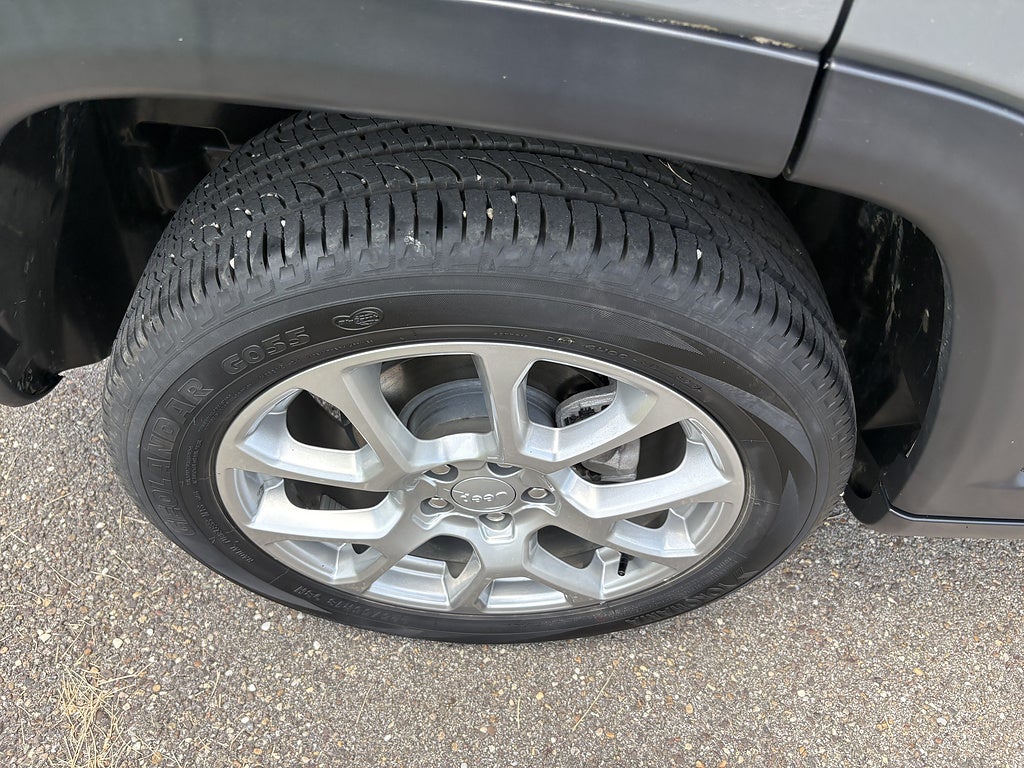 2024 Jeep Compass Latitude Lux