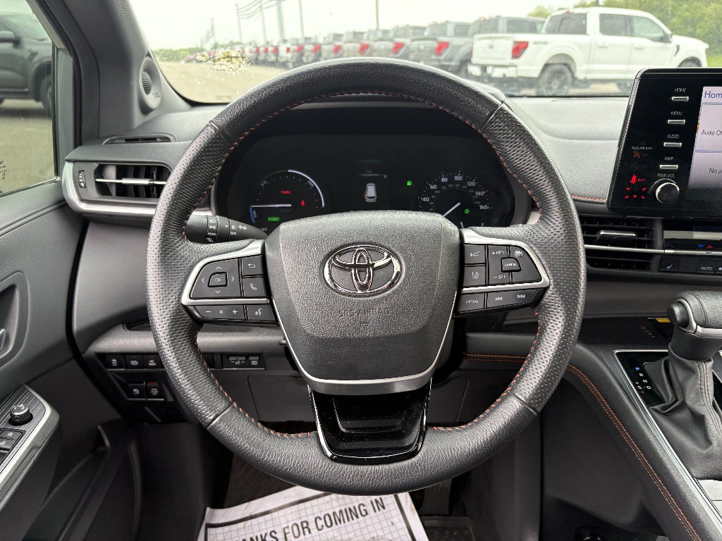 2023 Toyota Sienna XSE 7-Passenger
