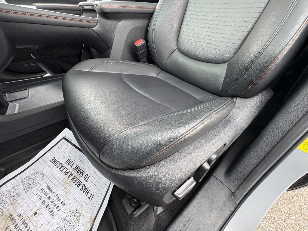 2023 Toyota Sienna XSE 7-Passenger