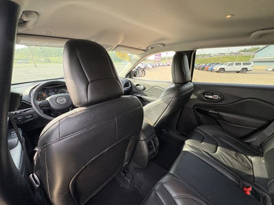 2023 Jeep Cherokee Altitude Lux