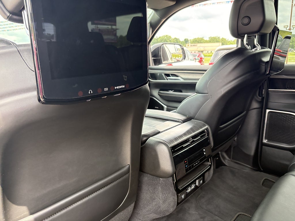 2023 Jeep Wagoneer Series II