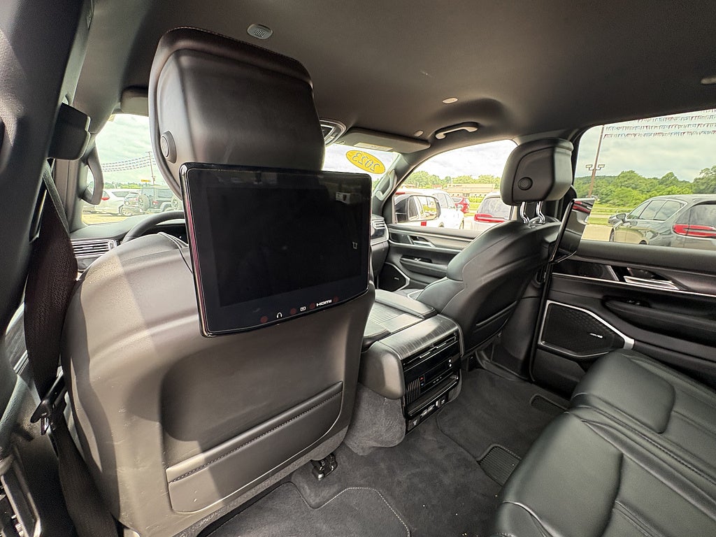 2023 Jeep Wagoneer Series II