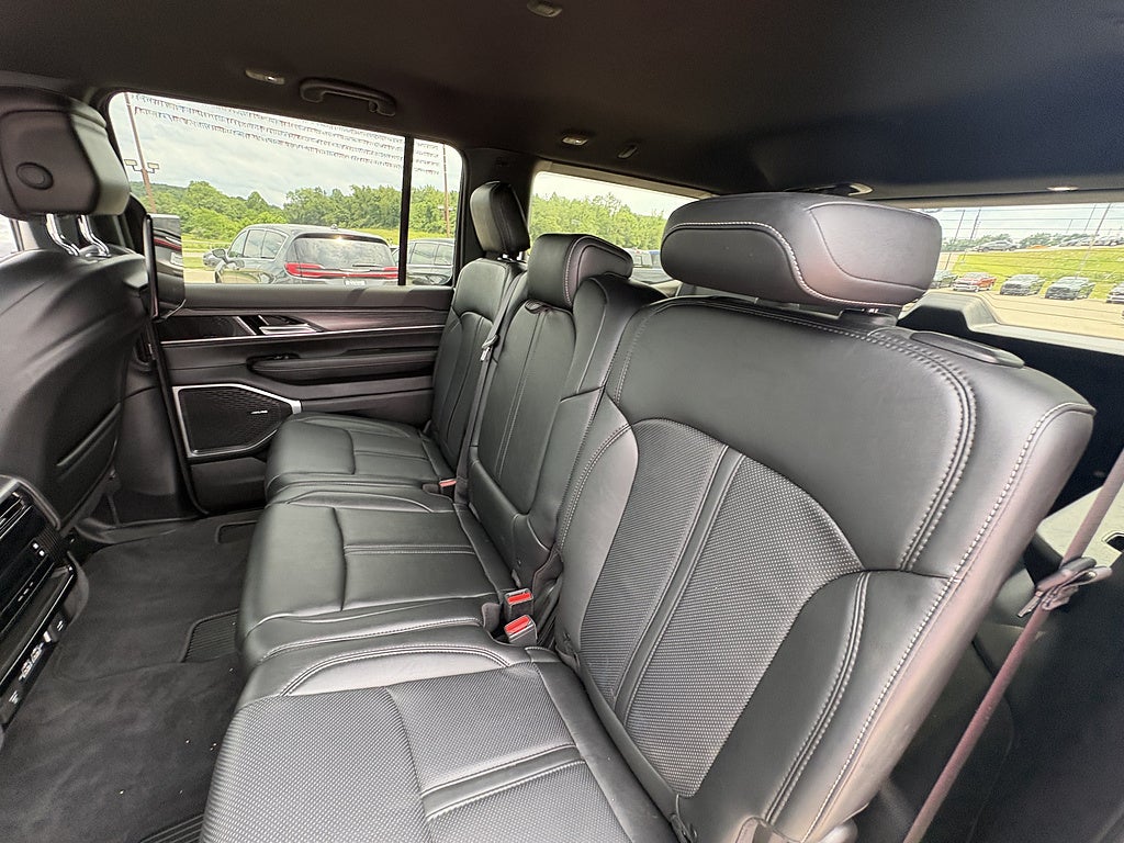 2023 Jeep Wagoneer Series II