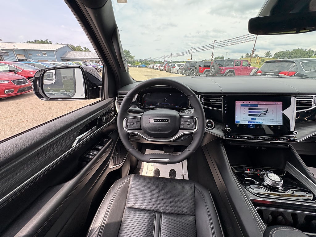 2023 Jeep Wagoneer Series II