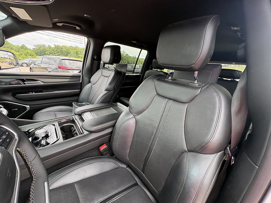2023 Jeep Wagoneer Series II
