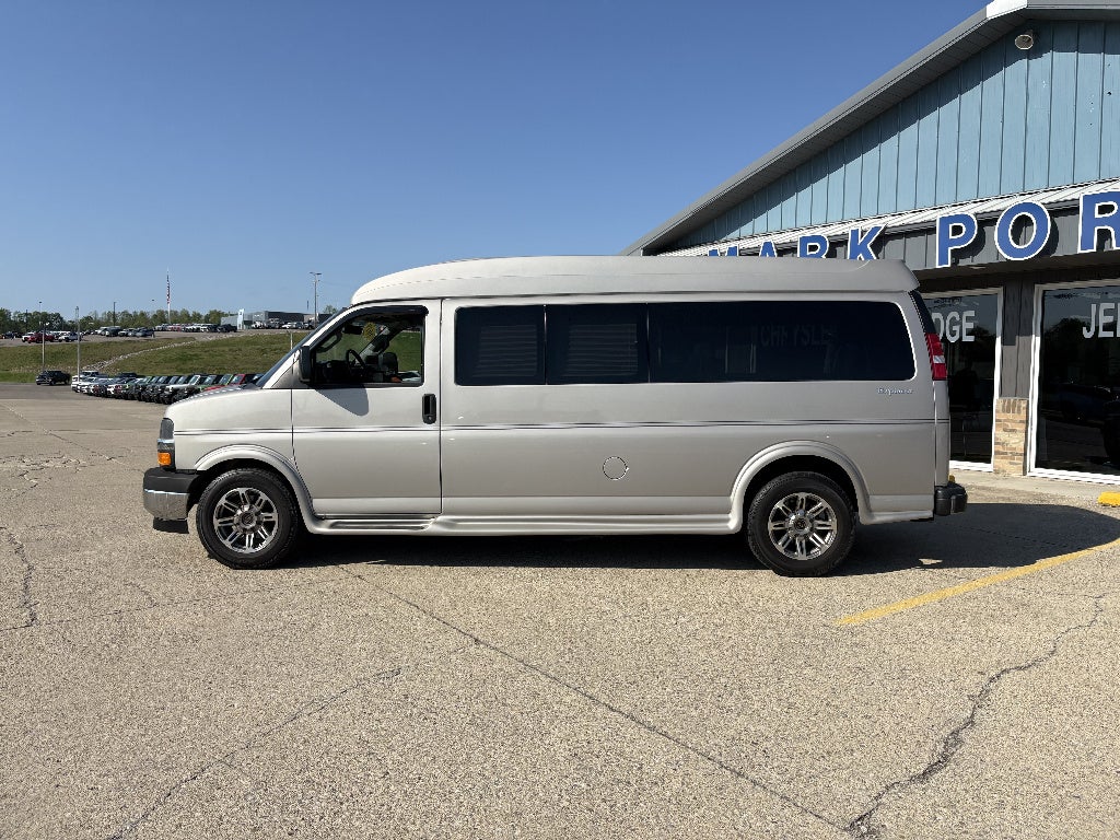 2019 Chevrolet Express Cargo Van 2500