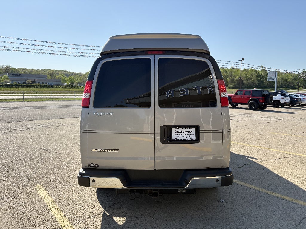 2019 Chevrolet Express Cargo Van 2500