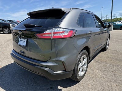 2022 Ford Edge SE