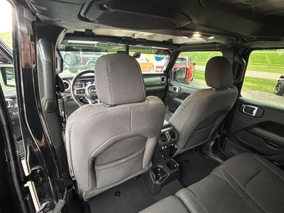 2023 Jeep Wrangler 4-Door Sahara 4x4