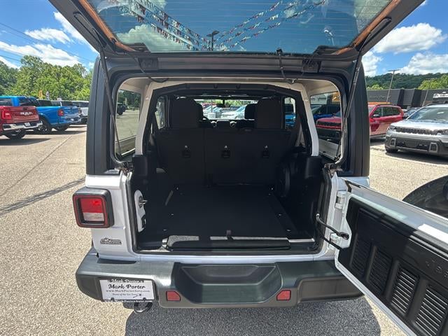2022 Jeep Wrangler Unlimited Sahara 4x4