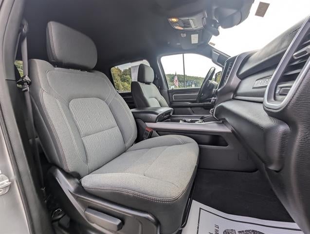 2022 RAM 1500 Big Horn Crew Cab 4x4 6'4' Box