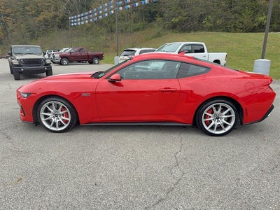 2024 Ford Mustang GT Premium Fastback