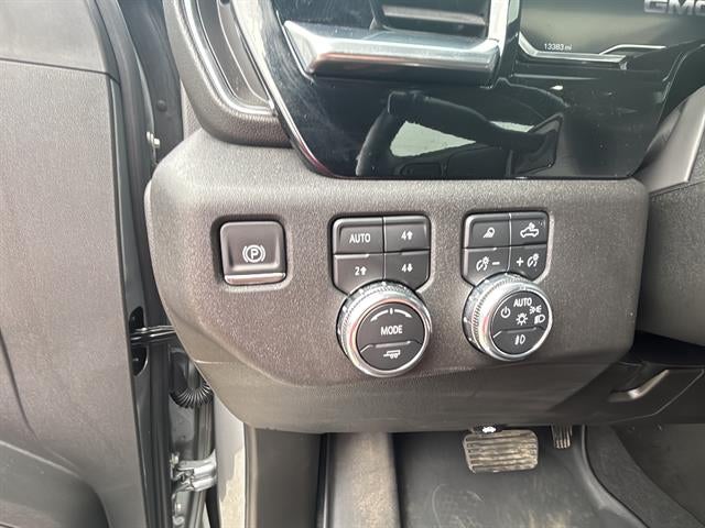 2025 GMC Sierra 2500HD 4WD Crew Cab Standard Bed SLT