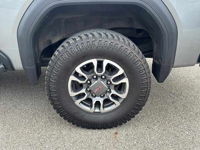 2025 GMC Sierra 2500HD 4WD Crew Cab Standard Bed SLT