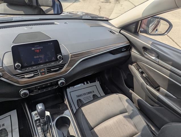 2023 Nissan Altima SV FWD