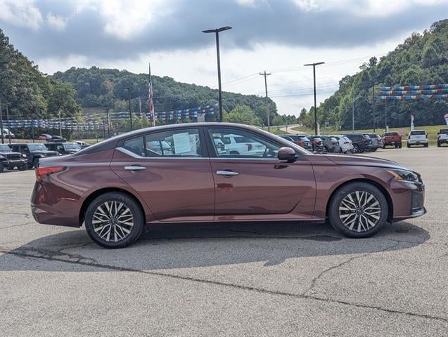 2023 Nissan Altima SV FWD