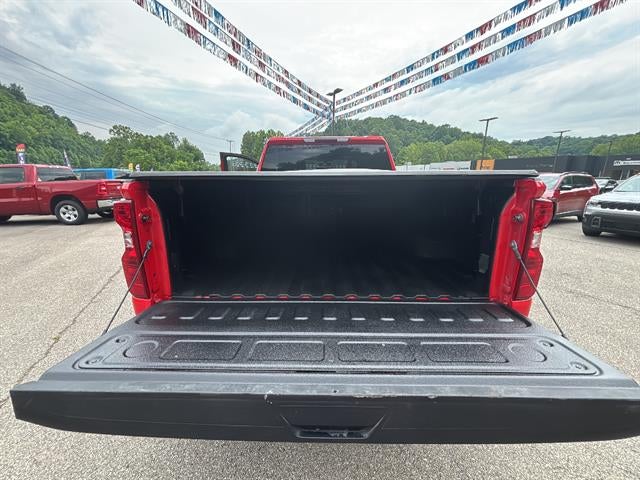 2022 Chevrolet Silverado 2500HD 4WD Crew Cab Standard Bed Custom