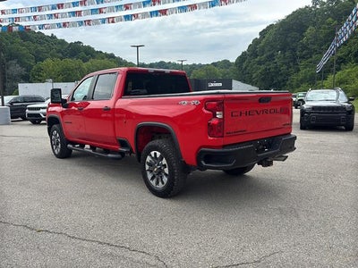 2022 Chevrolet Silverado 2500HD 4WD Crew Cab Standard Bed Custom