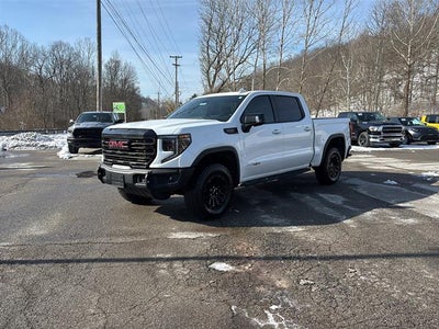 2023 GMC Sierra 1500 4WD Crew Cab Short Box AT4X