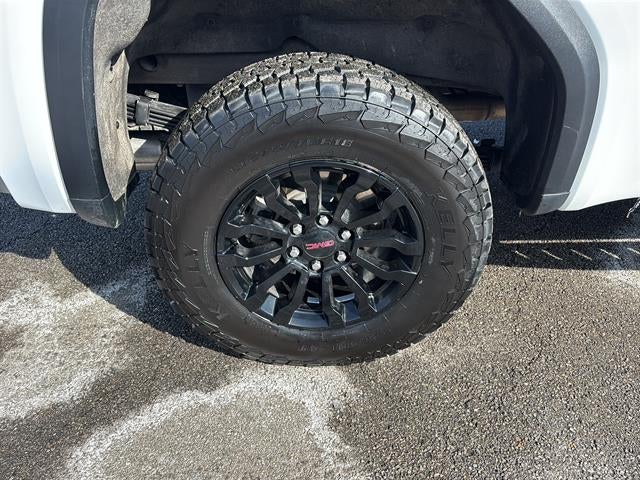 2023 GMC Sierra 1500 4WD Crew Cab Short Box AT4X