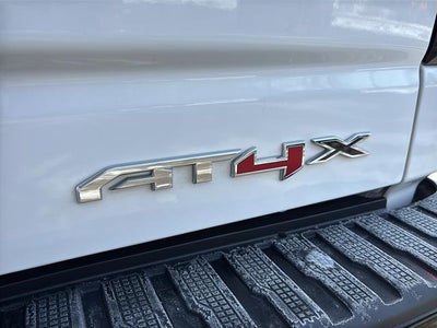 2023 GMC Sierra 1500 4WD Crew Cab Short Box AT4X